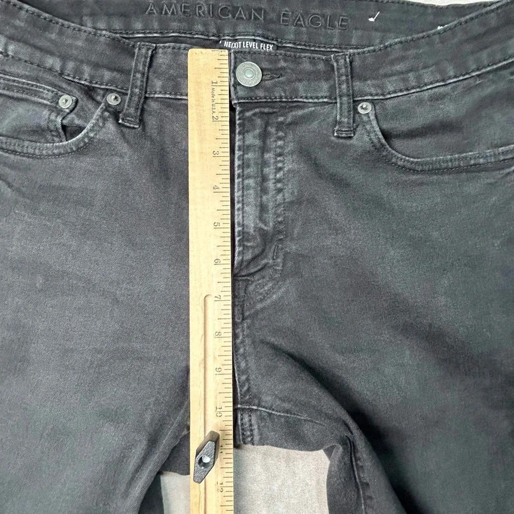 American Eagle Outfitters tag size
